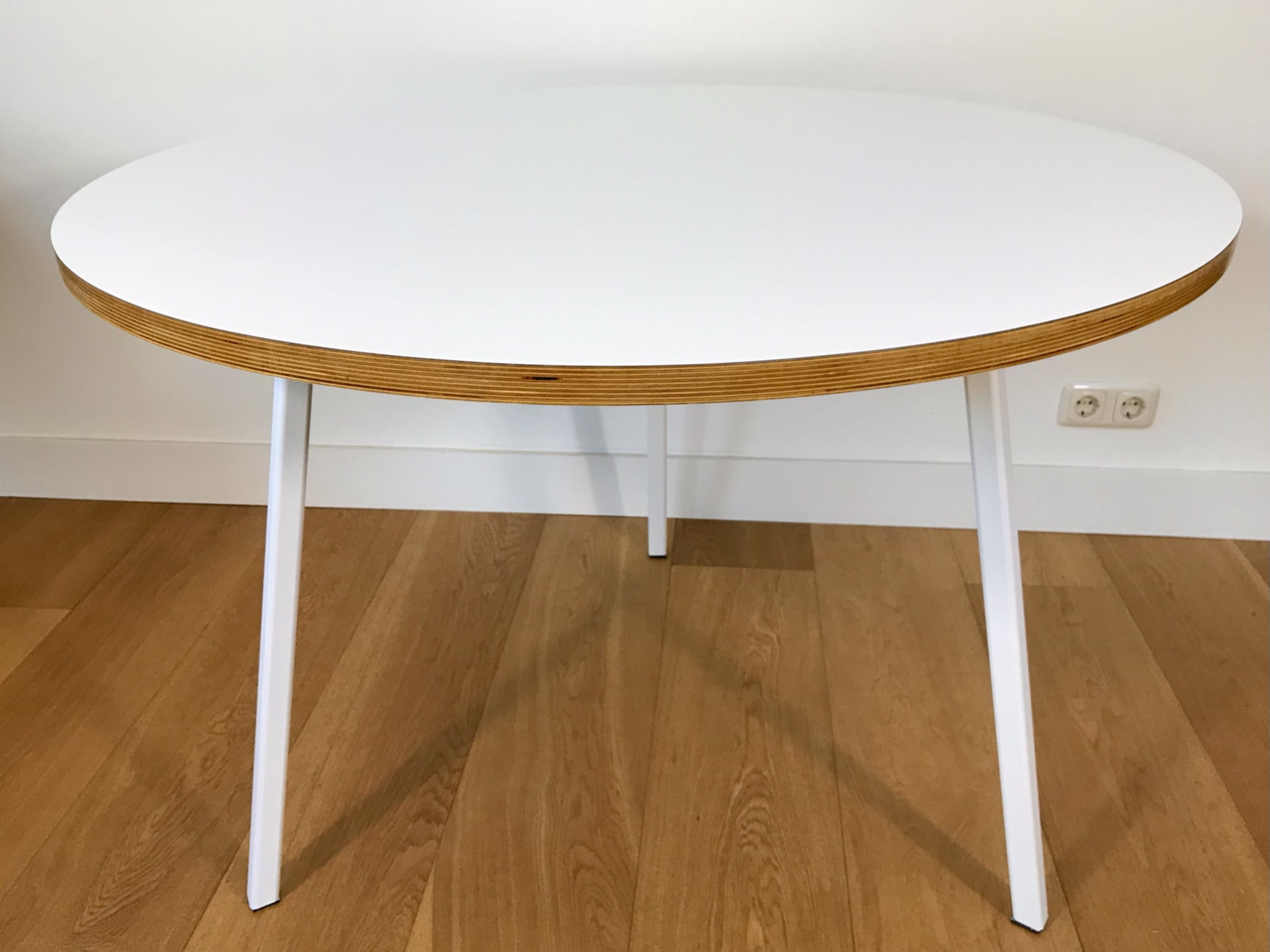 Ronde design tafel - Afbeelding 5