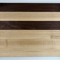 Snijplank met inscriptie